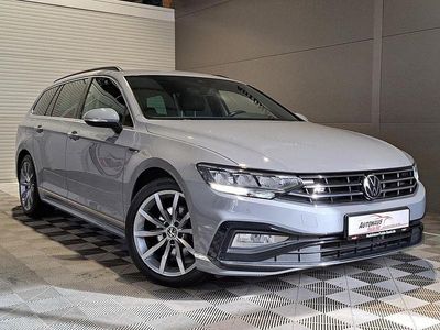 Second-hand VW Passat R-line 200 CP (147 kW) 2023 Gri Break