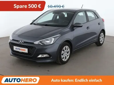 Gebraucht Hyundai i20 Trend 84 PS (61 kW) 2018 Grau Kleinwagen