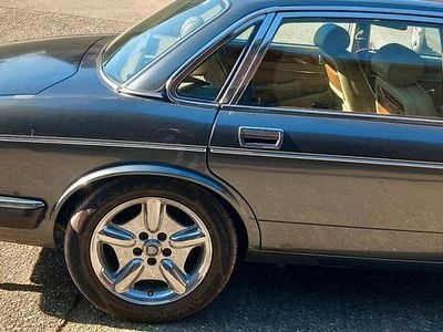 Gebraucht Jaguar XJ40 222 PS (163 kW) 1992 Grau Limousine