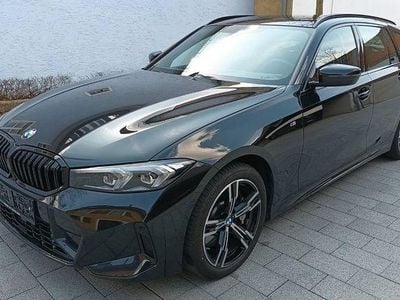 Gebraucht BMW 330 M Sport 245 PS (180 kW) 2025 Black saphire Kombi