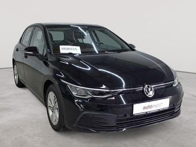 Second-hand VW Golf VII Life 116 CP (85 kW) 2020 Negru Berlinǎ