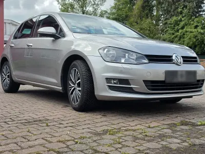 Gebraucht VW Golf VII Allstar 110 PS (80 kW) 2016 Silber Limousine