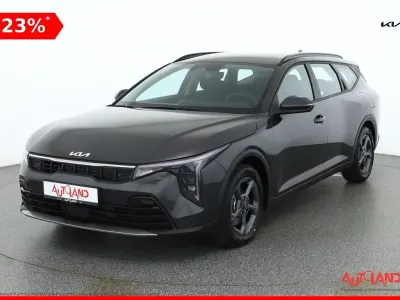 Neu Kia K4 150 PS (110 kW) 2026 Grau Kombi