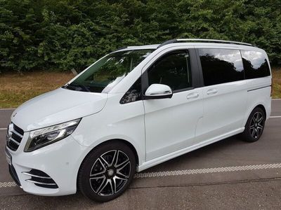 Mercedes V220