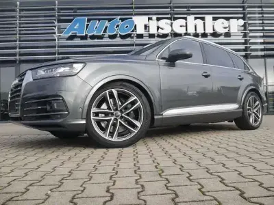 Gebraucht Audi SQ7 Ambiente 435 PS (319 kW) 2018 Daytonagrau SUV