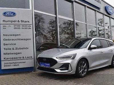 Gebraucht Ford Focus ST-Line 155 PS (114 kW) 2023 Polarsilbermetallic Kombi