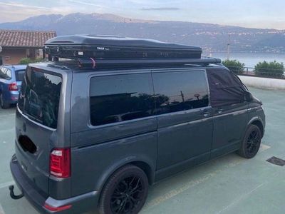 Gebraucht VW Multivan 150 PS (110 kW) 2018 Grau Van