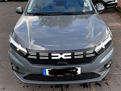 Gebraucht Dacia Sandero Expression 91 PS (66 kW) 2023 Grau Limousine