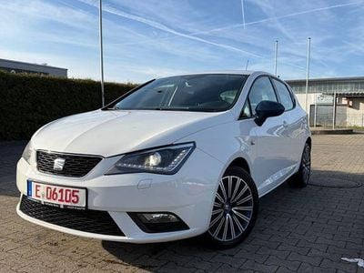 Weiß Gebraucht 2016 Seat Ibiza CONNECT Limousine | 7.400 € (Fairer Preis)
