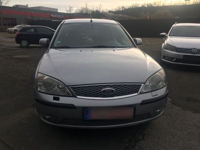 gebraucht Ford Mondeo LIMOUSINE 2.0 TDCI NAVI XENON EUR 4 TOPZUSTAND