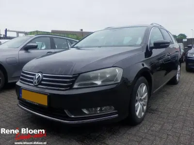 Gebraucht VW Passat R-line BlueMotion 105 PS (77 kW) 2014 Schwarz Kombi