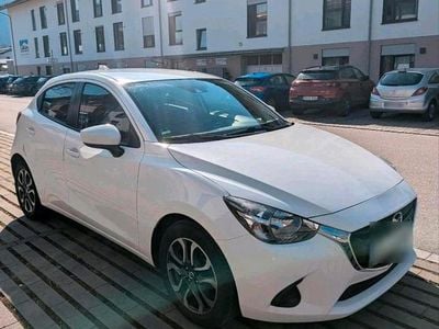 Usata Mazda 2 75 CV (55 kW) 2017 Bianco Utilitaria