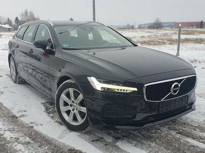 Schwarz Gebraucht 2018 Volvo V90 Momentum Kombi | 18.000 € (Superpreis)
