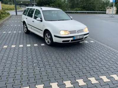 Gebraucht VW Golf IV 101 PS (74 kW) 2004 Weiß Kombi