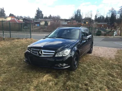 Gebraucht Mercedes C220 Avantgarde 170 PS (125 kW) 2011 Schwarz Kombi