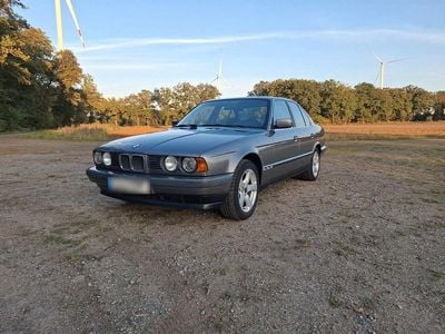Gebraucht BMW 525 143 PS (105 kW) 1994 Grau Kombi