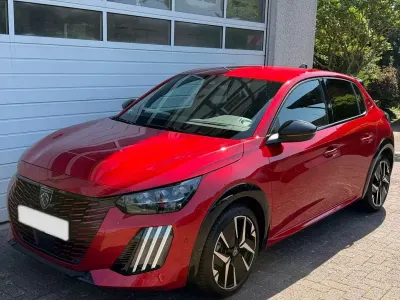 Gebraucht Peugeot 208 GT 136 PS (100 kW) 2024 Rot elixir Kleinwagen