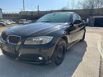 Gebraucht BMW 318 143 PS (105 kW) 2008 Schwarz Limousine