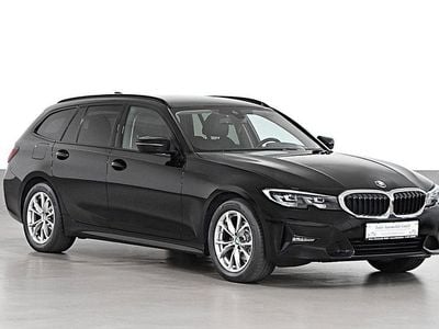 Schwarz Gebraucht 2021 BMW 320 Sport Line Kombi | 22.490 € (Fairer Preis)