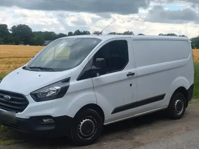 Gebraucht Ford Transit Custom 105 PS (77 kW) 2020 Weiß Van / Kleinbus