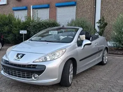 Gebraucht Peugeot 207 CC Platinum 120 PS (88 kW) 2007 Silber Cabrio