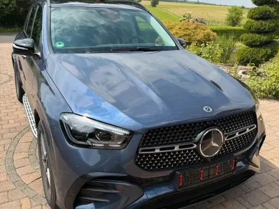 Gebraucht Mercedes GLE450 AMG AMG 367 PS (269 kW) 2024 Blau SUV