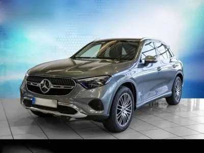 Gebraucht Mercedes GLC200 204 PS (150 kW) 2022 Grau SUV