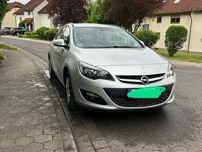 Gebraucht Opel Astra 110 PS (80 kW) 2014 Silber Kombi