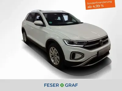 Second-hand VW T-Roc Style 150 CP (110 kW) 2022 Alb SUV