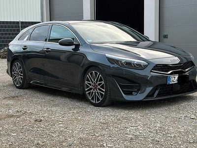 Gebraucht Kia ProCeed GT 204 PS (150 kW) 2023 Grau Kombi
