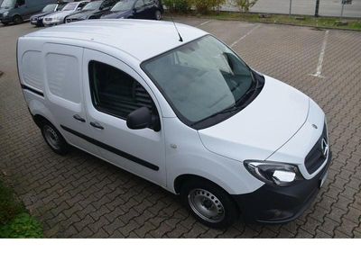 Mercedes Citan 109