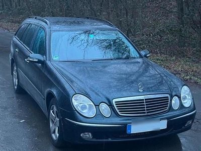 Gebraucht Mercedes E320 224 PS (164 kW) 2005 Blau Kombi
