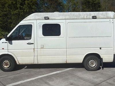 Second-hand VW LT 109 CP (80 kW) 2001 Alb Monovolum