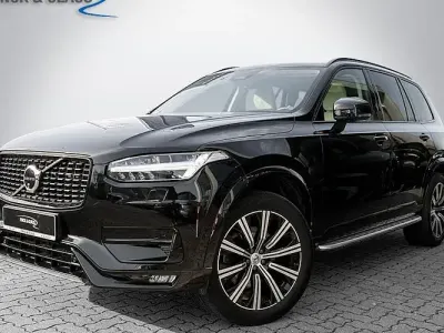 Gebraucht Volvo XC90 Ultimate 235 PS (172 kW) 2022 Onyx schwarz SUV