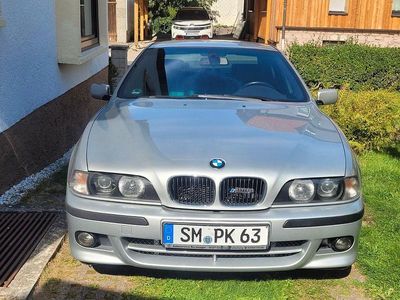 BMW 528