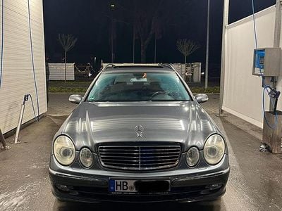 Grau Gebraucht 2005 Mercedes E280 Kombi | 4.200 €