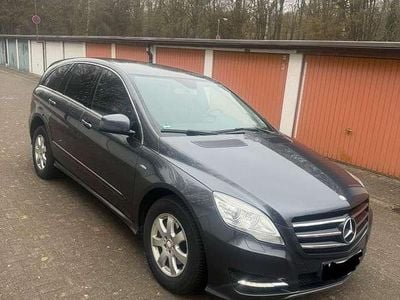 Gebraucht 2011 Mercedes R300 Van / Kleinbus | 12.500 € (Fairer Preis)