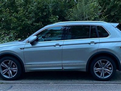 gebraucht VW Tiguan RLine 2,0 TSI DSG 4MOTION ACC DCC.