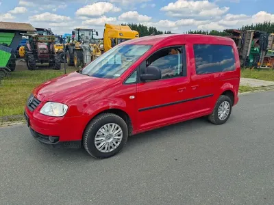 Gebraucht VW Caddy Team 102 PS (75 kW) 2008 Rot Van / Kleinbus