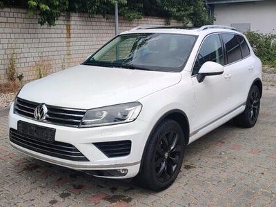 gebraucht VW Touareg Exclusive Facelift 262 PS Modell 2015 Vollausstattung