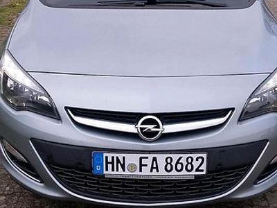 Gebraucht Opel Astra 120 PS (88 kW) 2013 Silber Kombi