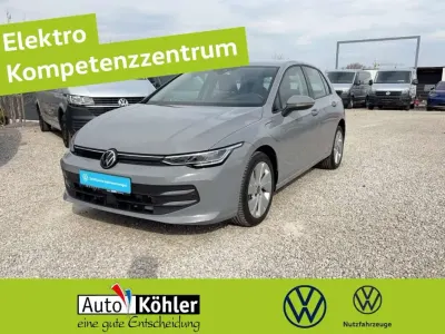 Brugt VW Golf VIII Life 203 HK (149 kW) 2025 Grå Sedan