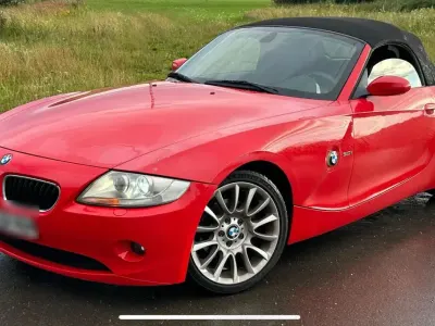 Gebraucht BMW Z4 231 PS (169 kW) 2004 Rot Cabrio