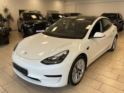 Second-hand Tesla Model 3 RWD 239 kW (325 CP) 2022 Alb Berlinǎ