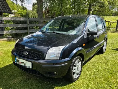 Gebraucht Ford Fusion 100 PS (73 kW) 2003 Schwarz Kleinwagen