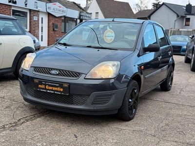 Gebraucht Ford Fiesta Basis 69 PS (50 kW) 2006 Grau Kleinwagen