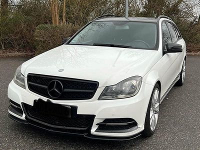Second-hand Mercedes C180 Avantgarde 156 CP (114 kW) 2014 Alb Break