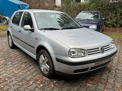 VW Golf
