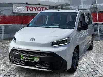 Gebraucht Toyota Proace Verso City 130 PS (95 kW) 2024 Weiß Kombi