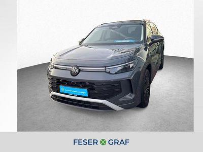 Delfingrau metallic Gebraucht 2025 VW Tayron Life SUV | 39.930 €